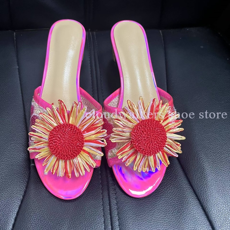 Sendal musim panas dengan hias - Embroidery Flower ulasan dan harga